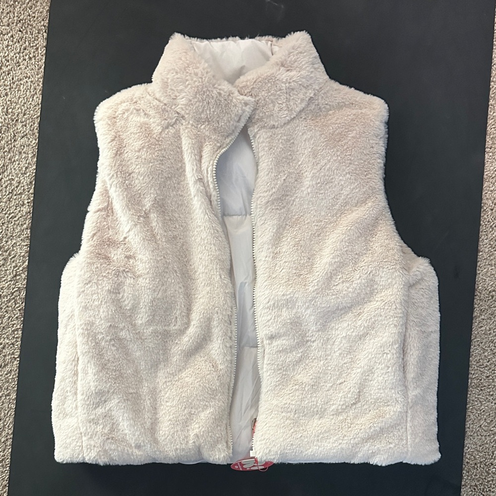 Cozy Cream Fleece Vest